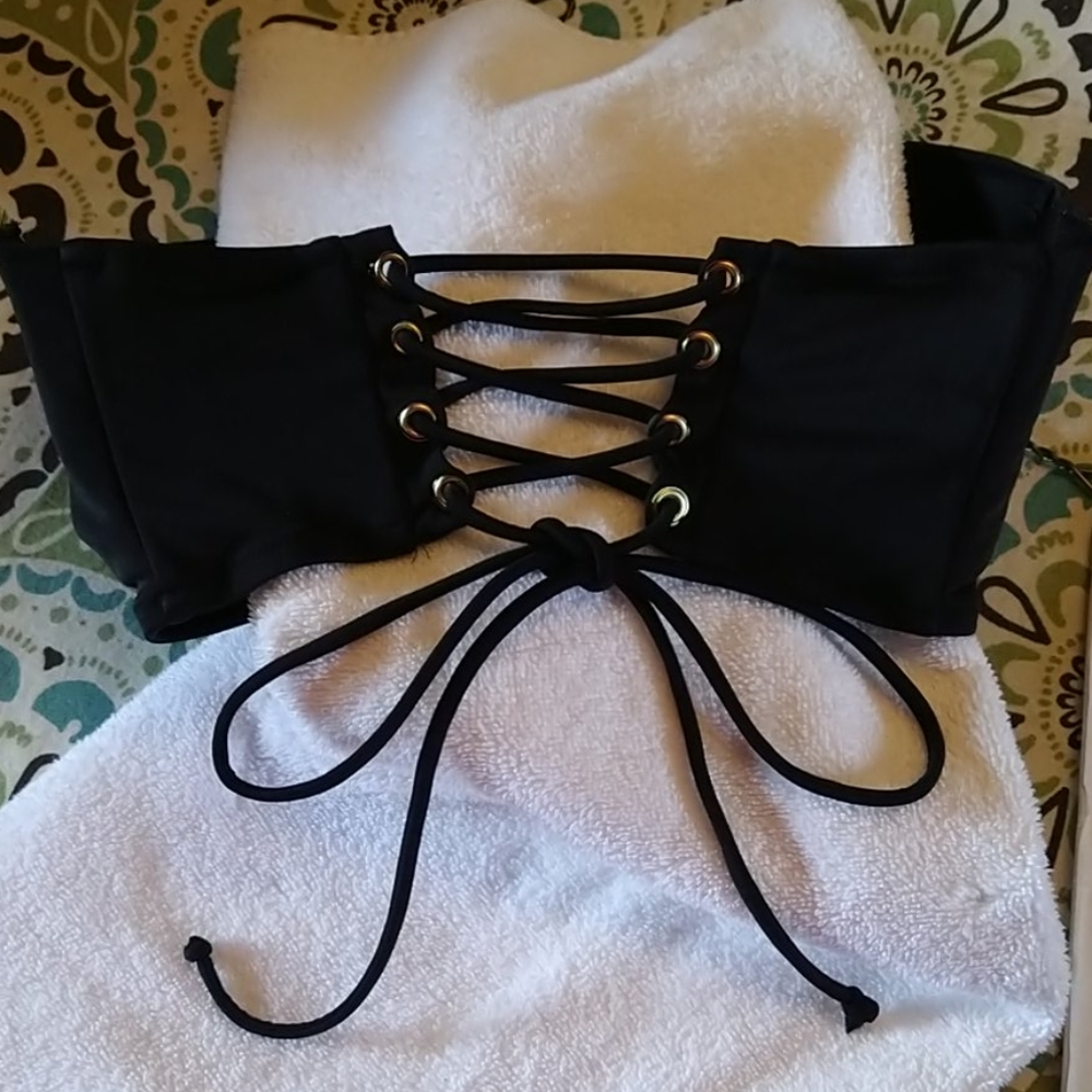 Victoria's Secret Tie in back strapless bra 36DD